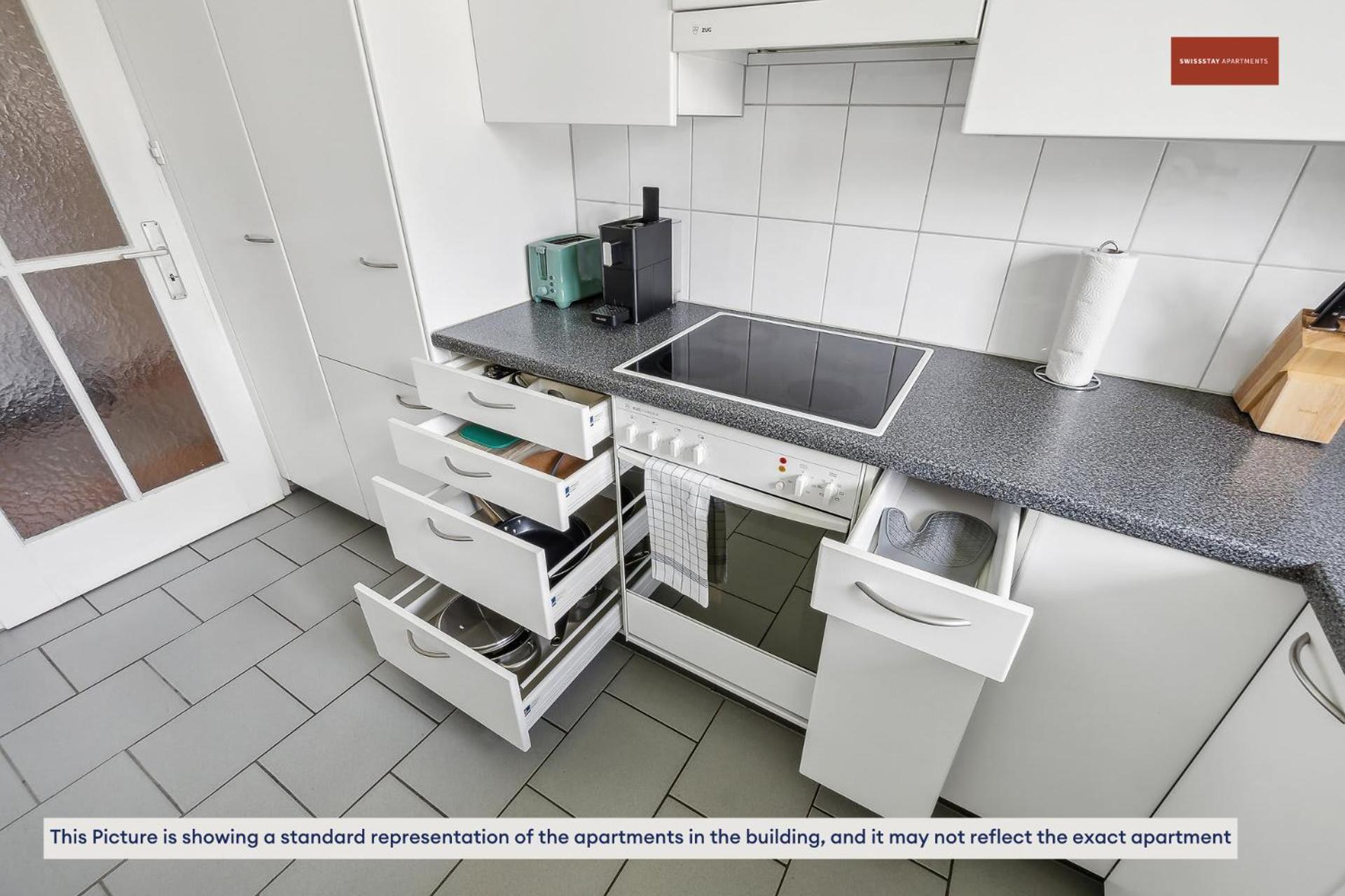 Urban Living Redefined: Apartment In Oerlikon Zürich Buitenkant foto